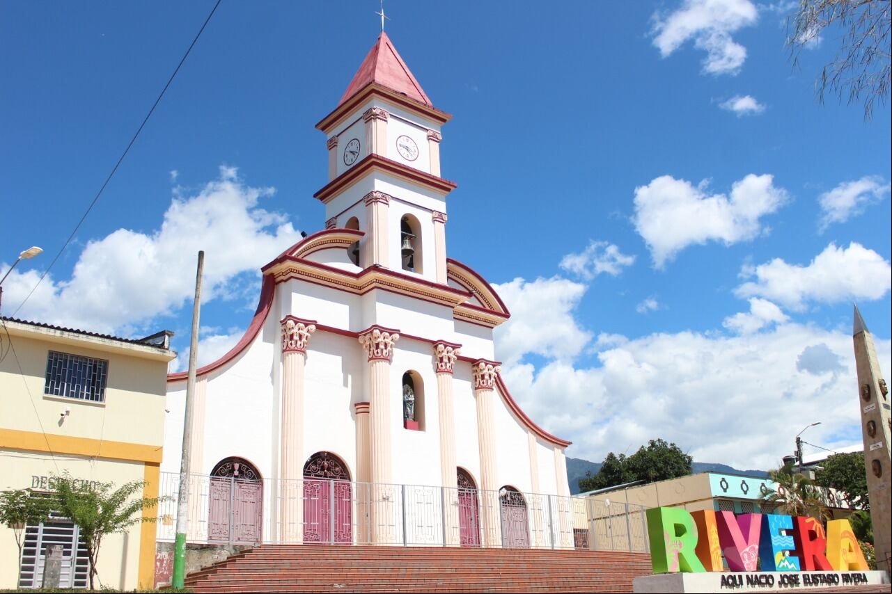 Iglesia Central de Rivera, Huila.