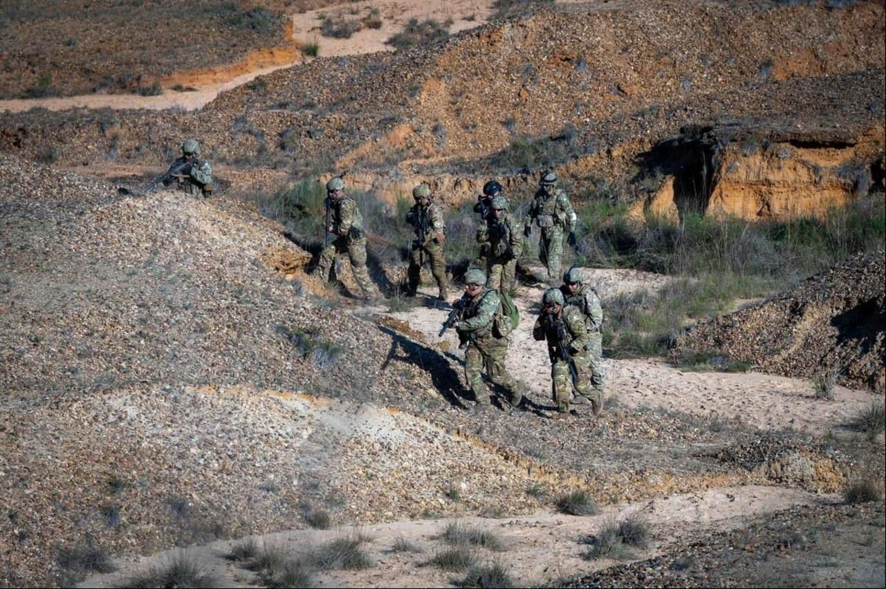 Militares colombianos y de Brasil en operativo contra la minería ilegal en el Amazonas.