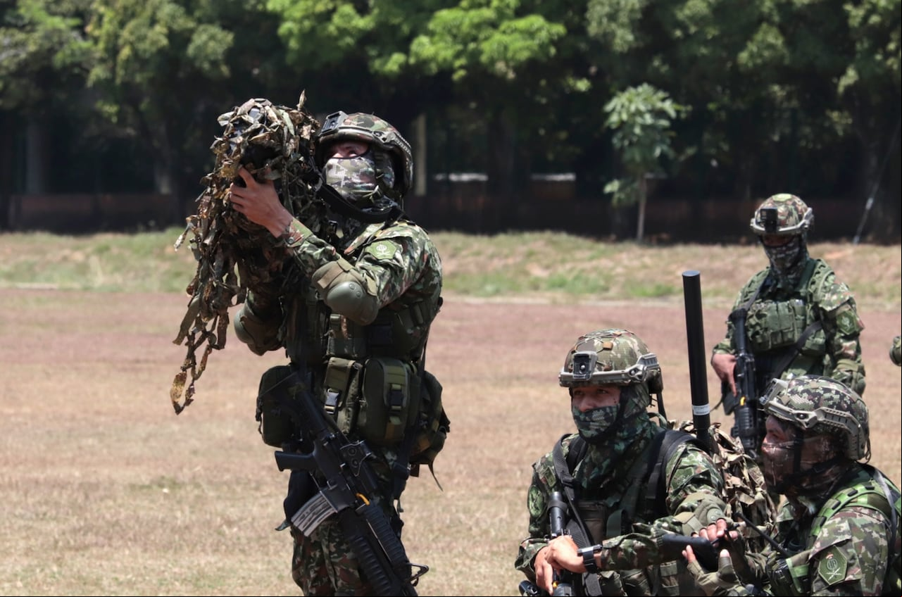 Presentación de los equipos anti dron entregados al ejército por parte de la gobernación del Valle del Cauca