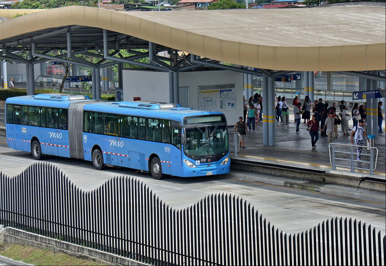El presidente de Metrocali, Óscar Ortiz, sostuvo que está listo el cronograma para poner en marcha el plan de salvamento del sistema de transporte masivo, MÍO, amenazado hoy por una severa crisis estructural. Fotos Raúl Palacios / El País / 23 de Junio del 2023 Cali.