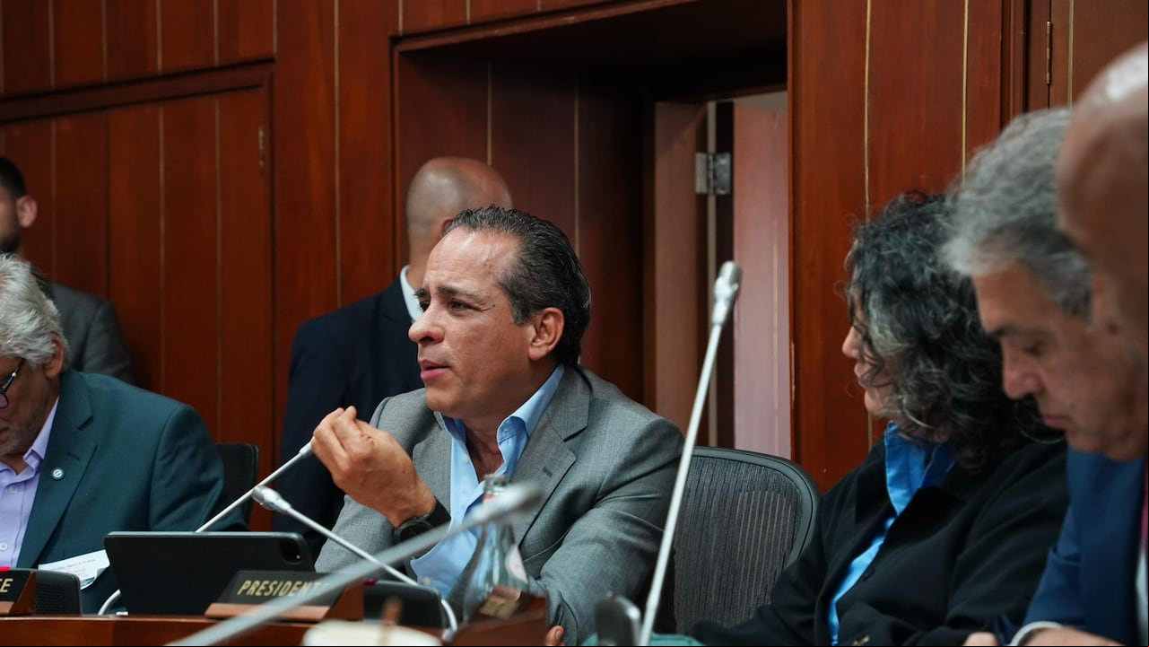 Alexander López