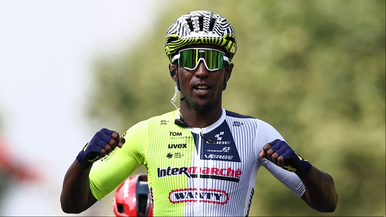 Biniam Girmay, el gran ganador del día este domingo en el Tour de Francia 2024.