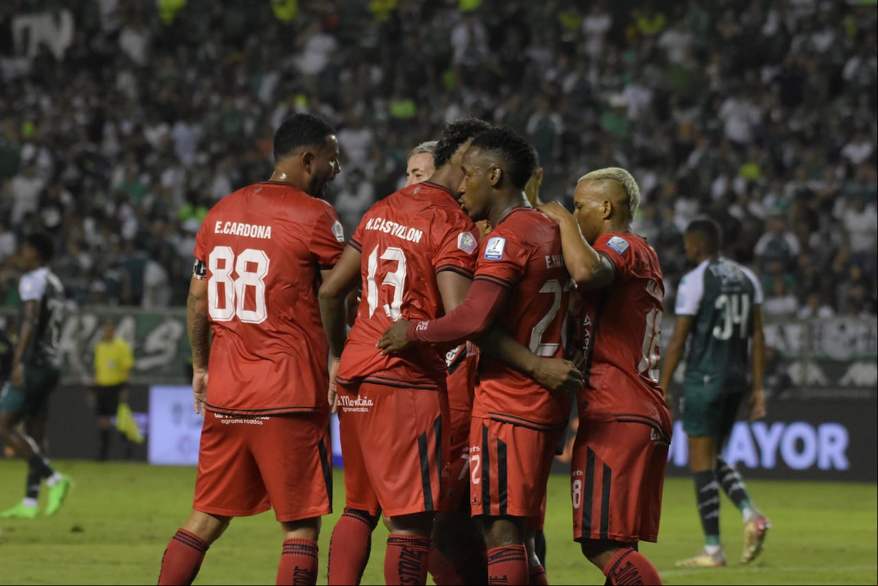 Edwin Cardona encabeza la lista de futbolistas que se marchan del América de Cali