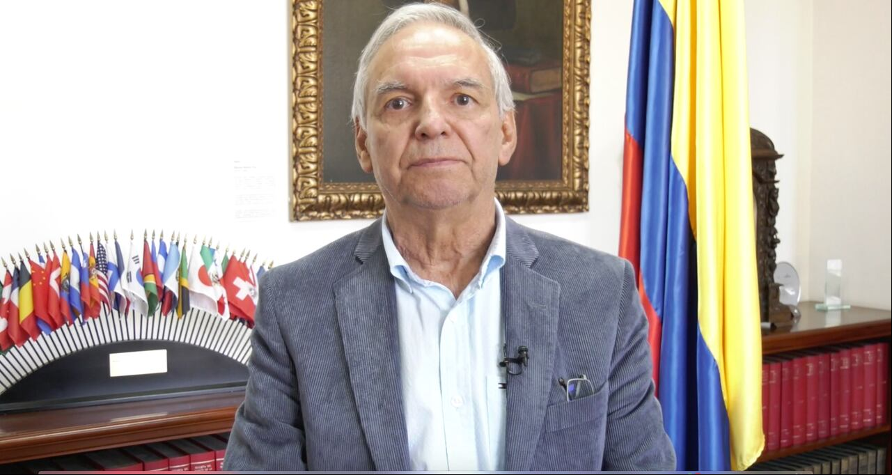Ricardo Bonilla, ministro de Hacienda