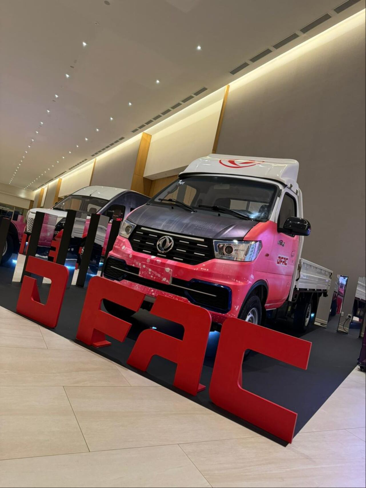 “Estamos en Colombia para liderar el mercado
en la transición hacia vehículos comerciales más sostenibles”:
Óscar Fandiño, gerente general de MAGMA Automotive
