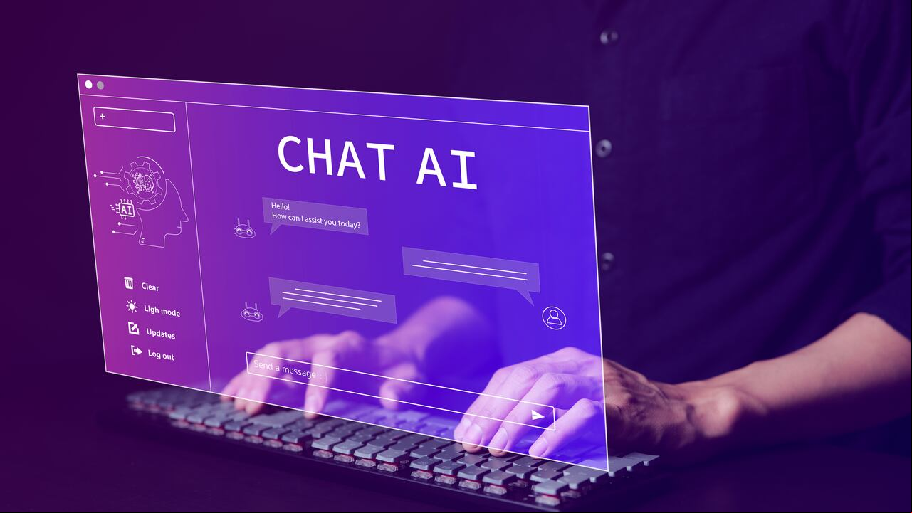 ChatGPT se utiliza para crear contenido escrito, como artículos, blogs, descripciones de productos, resúmenes y más.