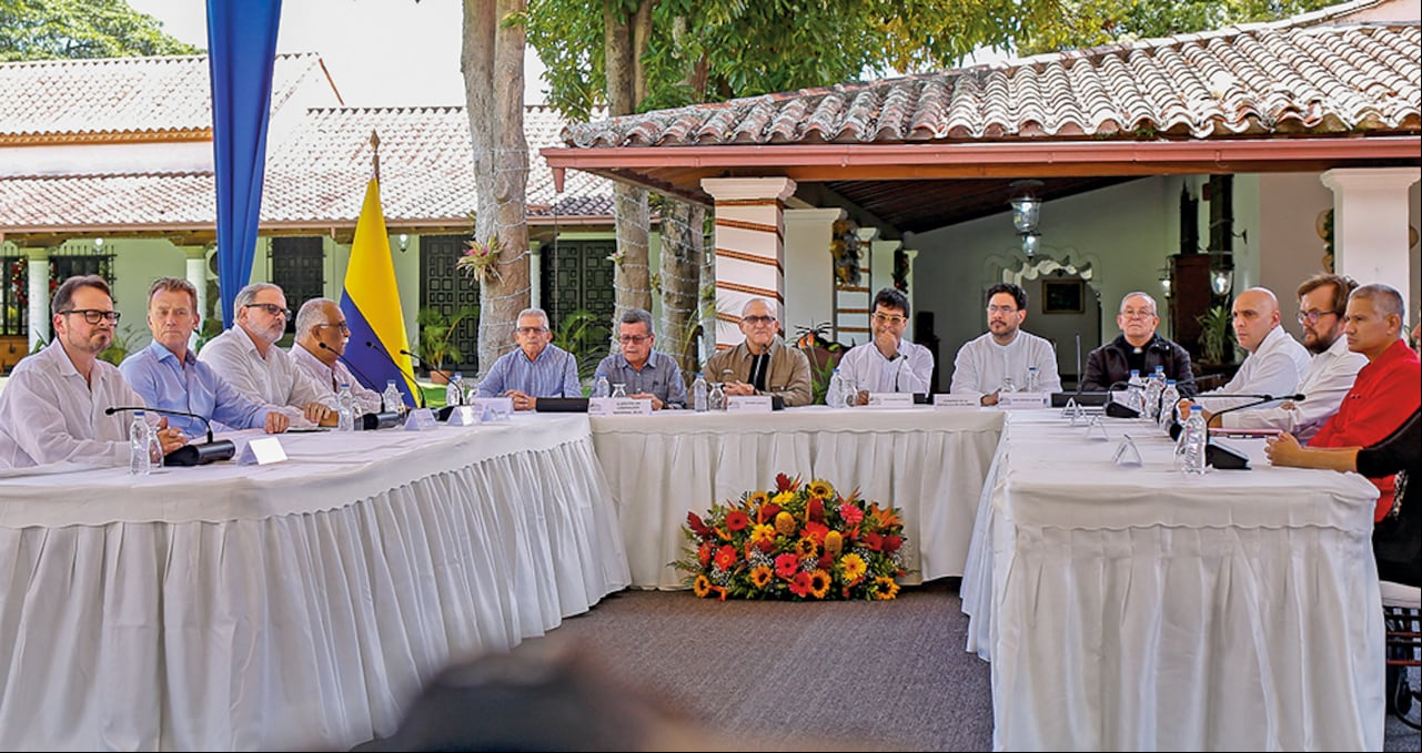 García participó de los diálogos con la delegación del Gobierno Petro. Dijo que la paz “no puede firmarse con promesas que luego se incumplan”.