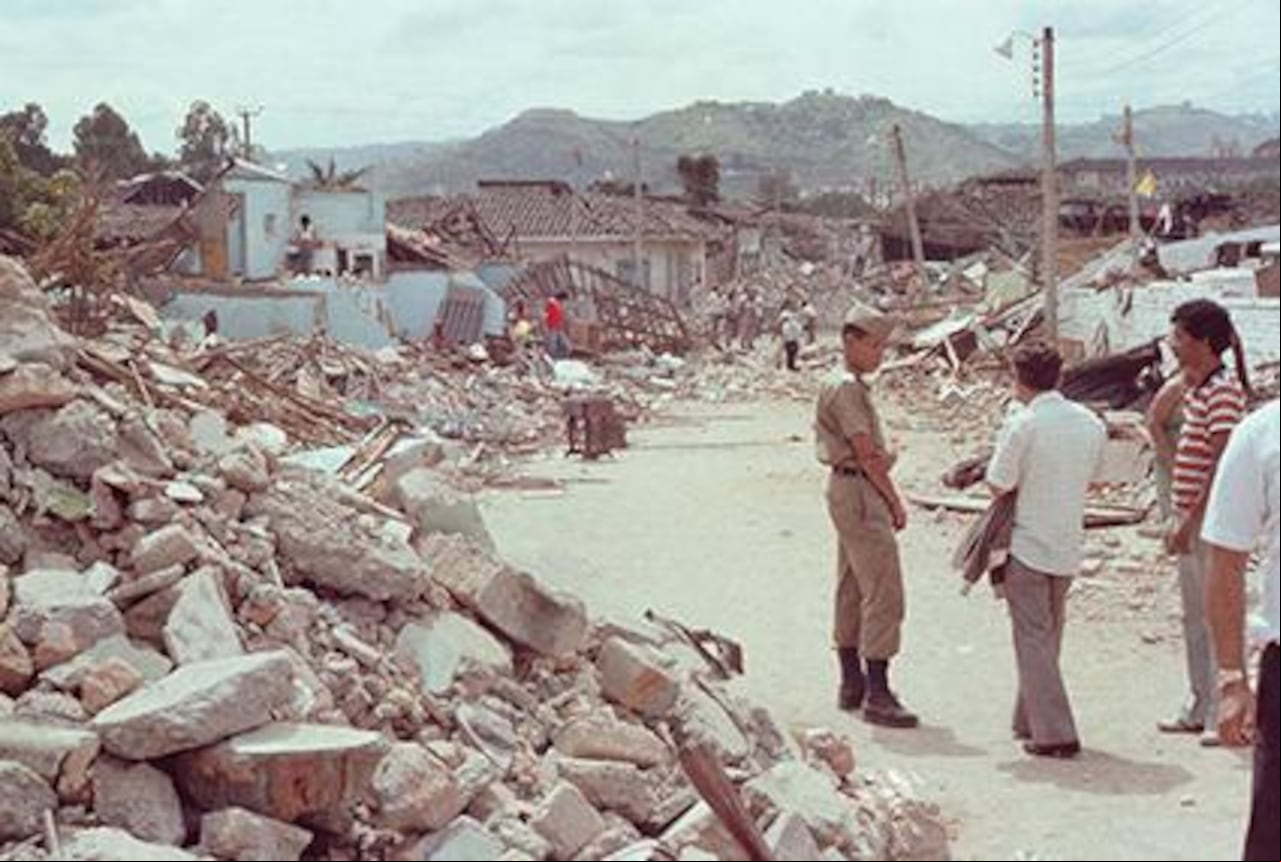 El 31 de marzo de 1983, alrededor de las 8:12 a.m., en Popayán, ciudadanos desprevenidos y cientos de feligreses expectantes por las celebraciones religiosas del Jueves Santo, fueron sorprendidos por un evento que pasó a la historia: un sismo de magnitud 5,6, con profundidad superficial de 15 km, destruyó gran parte de la ciudad.