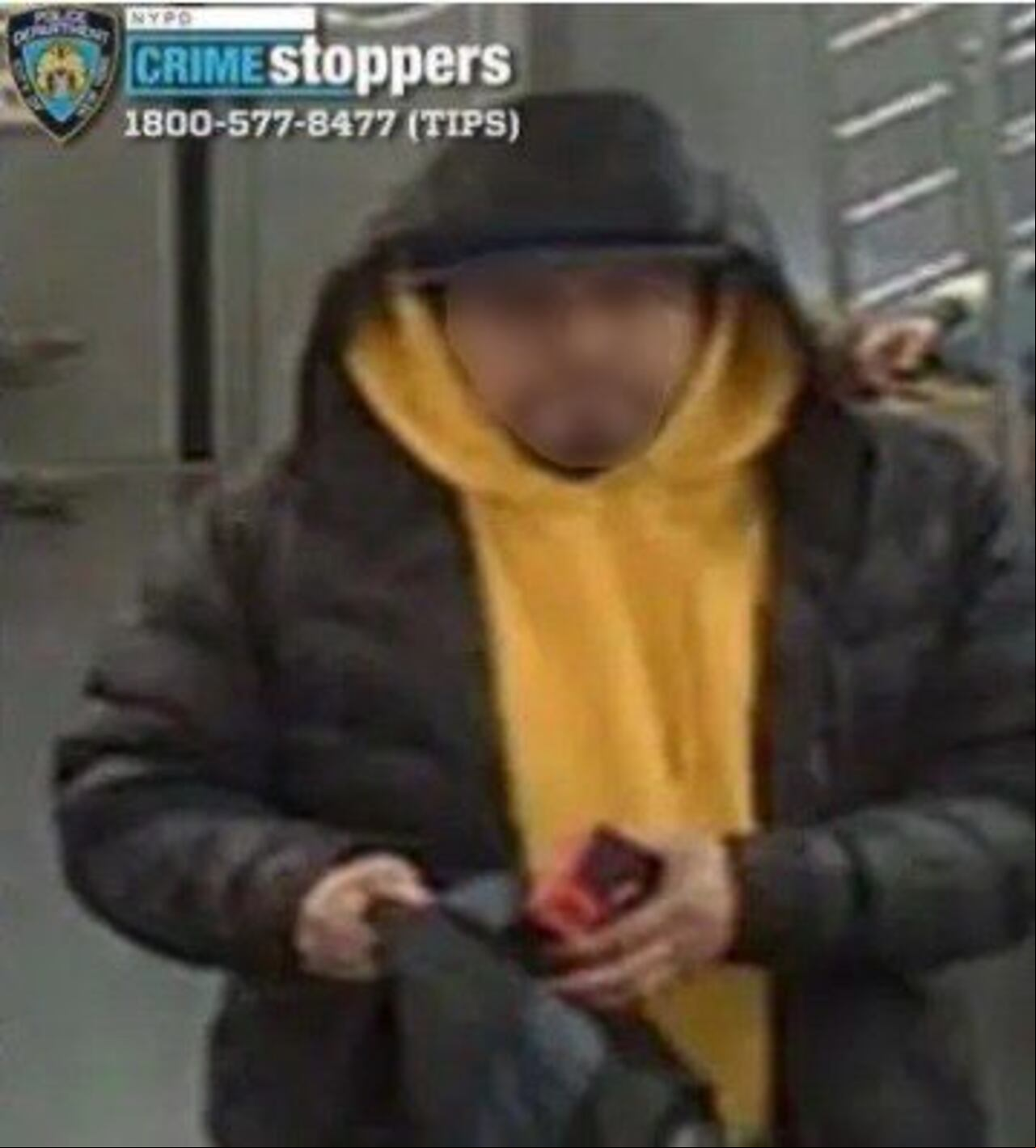 Hombre abusó de un cadáver en el metro de Nueva York.