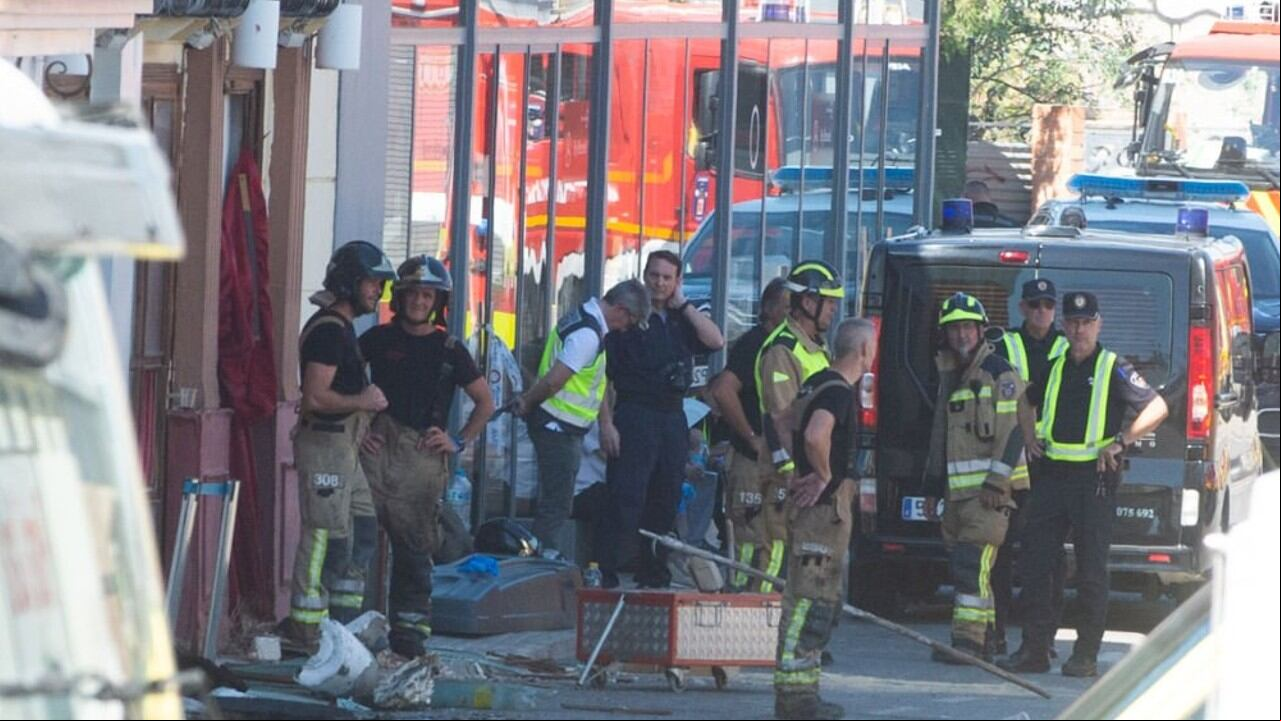 Las autoridades siguen trabajando para establecer la causa del incendio en la discoteca en Murcia, España
