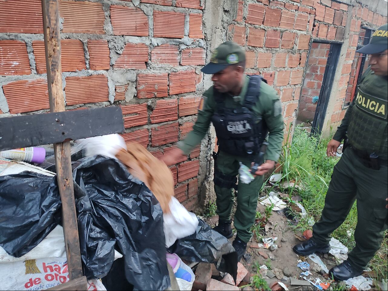 Operativos en seguridad en la invasión Haití en el oriente de Cali