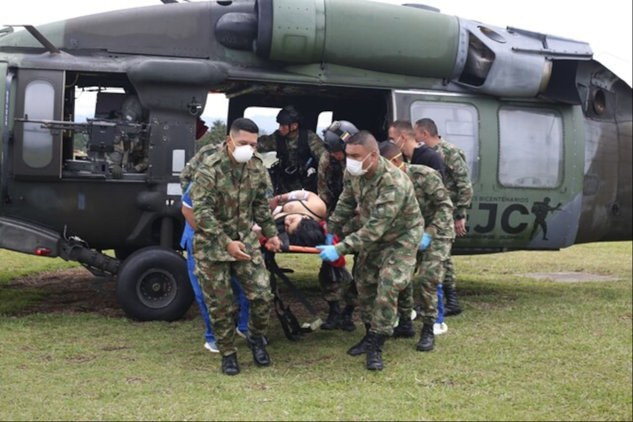 UNA MENOR DE EDAD FUE HERIDA EN UN ENFRENTAMIENTO CON LAS DISIDENCIAS EN CAUCA