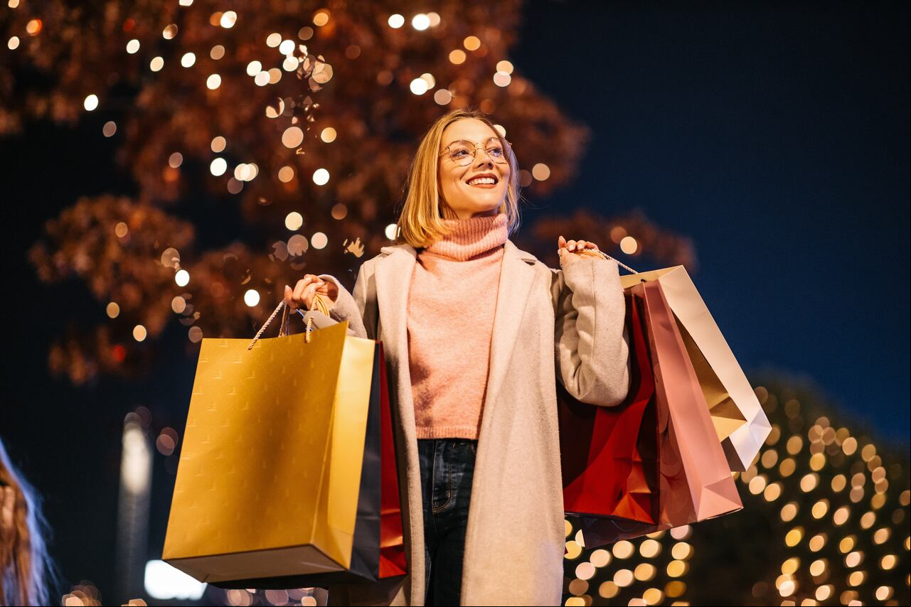 La tecnología puede ser una gran aliada a la hora de hacer las compras navideñas.