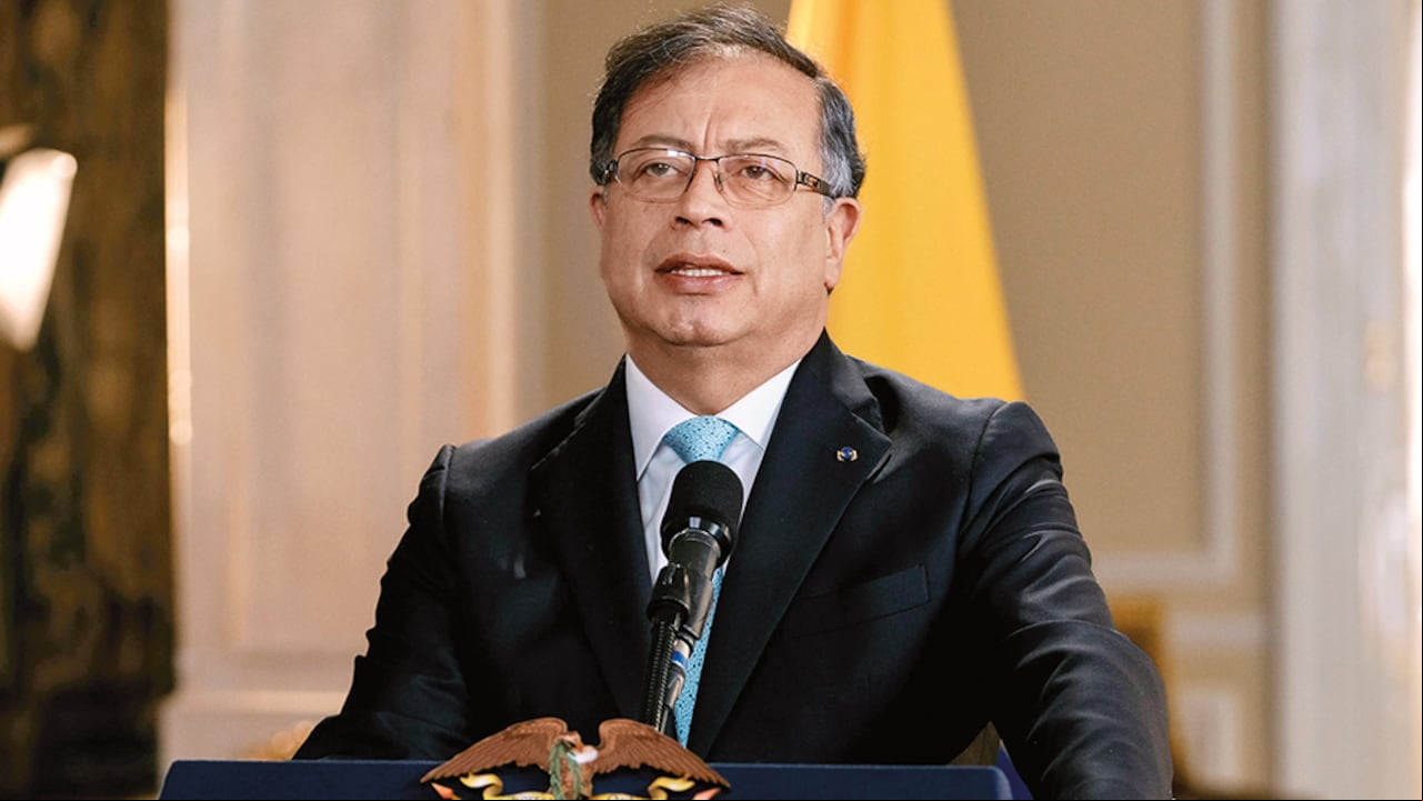 El presidente Gustavo Petro ha arremetido en contra de los parlamentarios porque no se aprueban sus reformas.