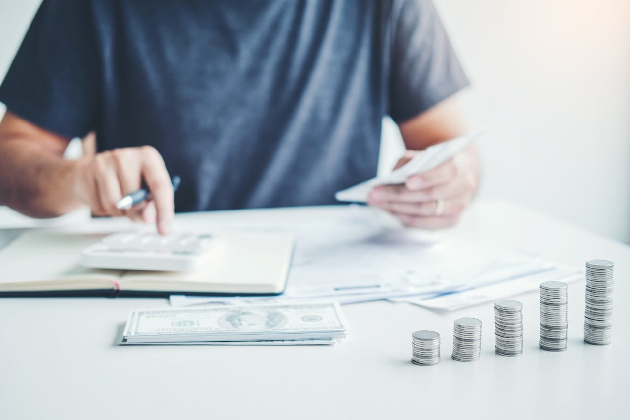 Cada entidad tiene términos y condiciones diferentes para obtener un crédito, por esta razón las personas deben elegir lo que mejor se adapte a sus necesidades.