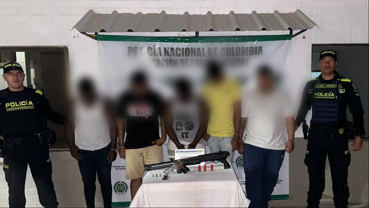 Estos son los cinco capturados por porte ilegal de armas.