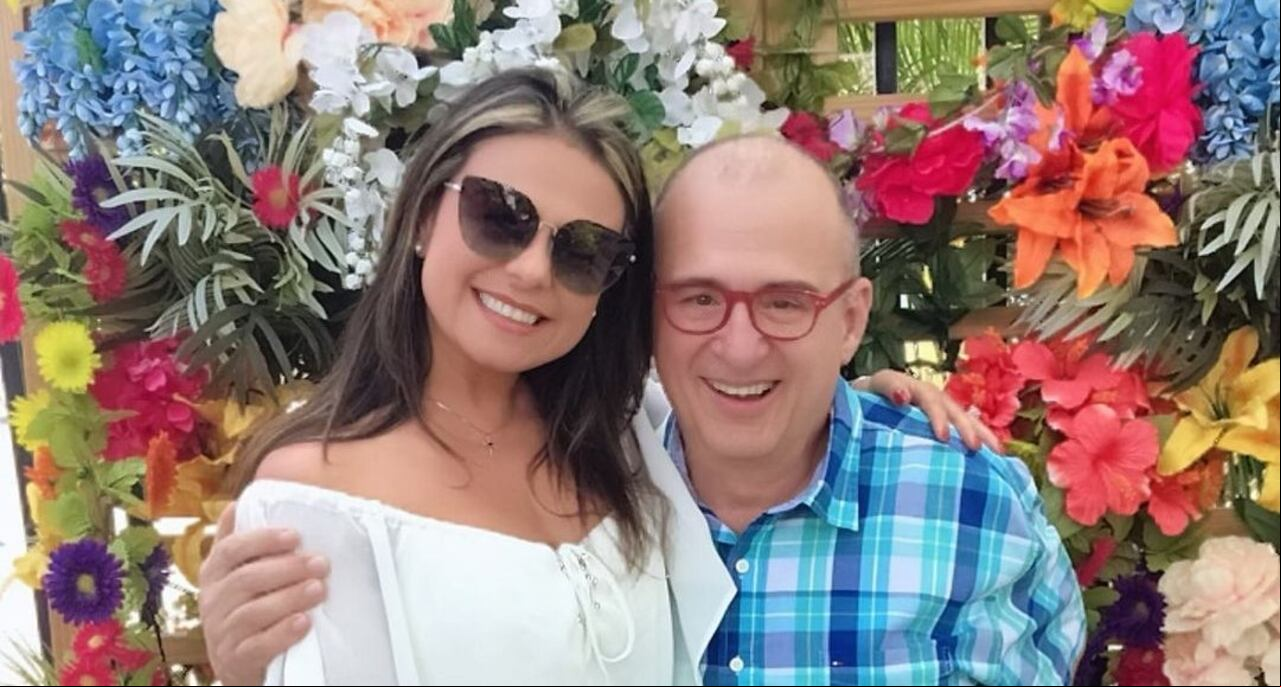 Jota Mario y su esposa