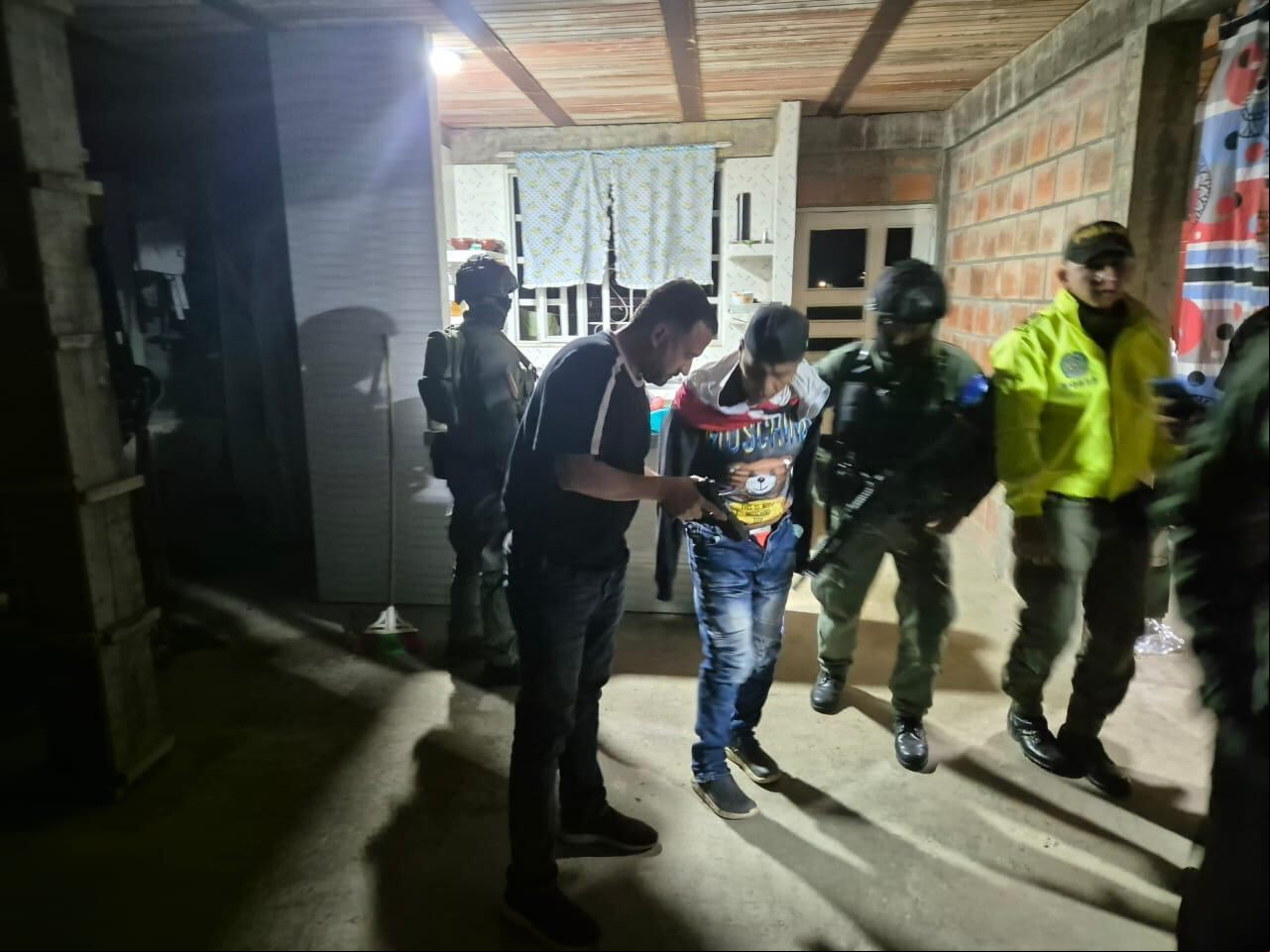 Captura de alias Chepe, el reclutador de menores de la columna Dagoberto Ramos, de las disidencias de las Farc.