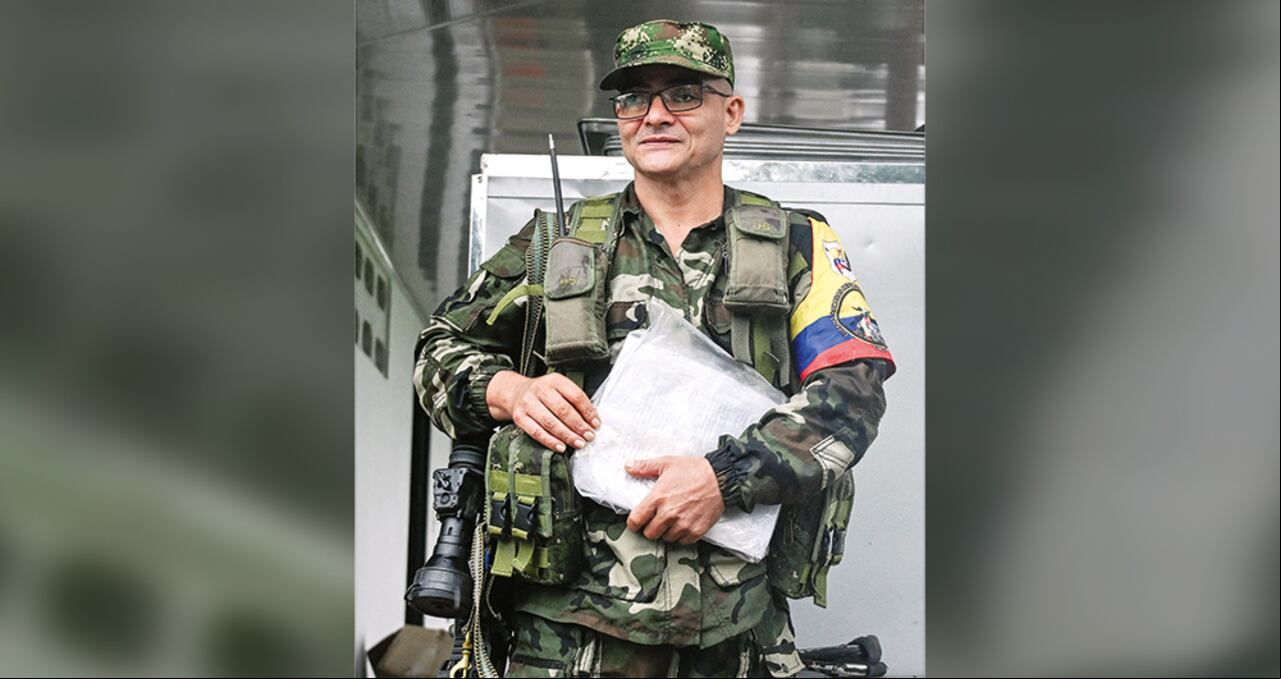 Información en poder de SEMANA, señala que la orden de las disidencias de Iván Mordisco es aprovechar el cese al fuego para reclutar menores.