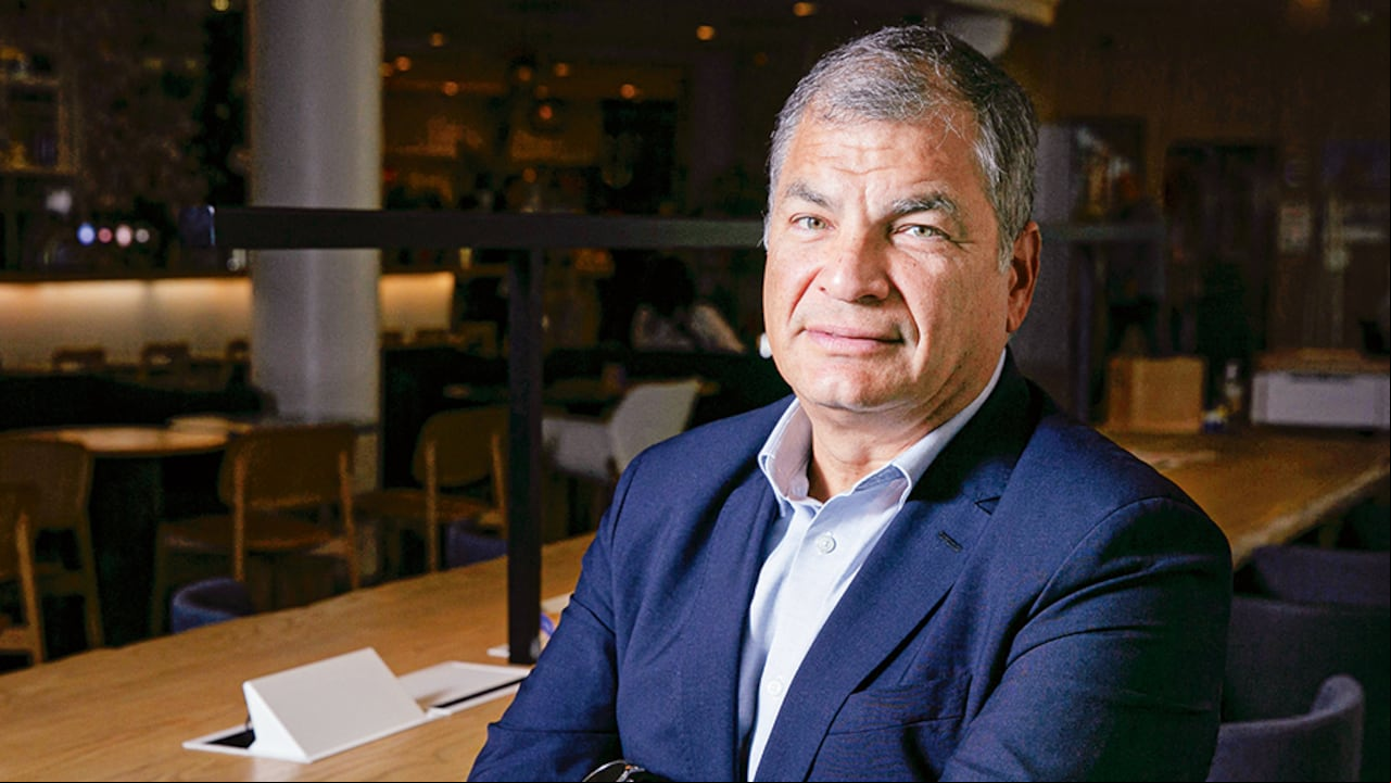 El expresidente Rafael Correa fue un duro contrincante de Fernando Villavicencio y lo amenazó en repetidas ocasiones.