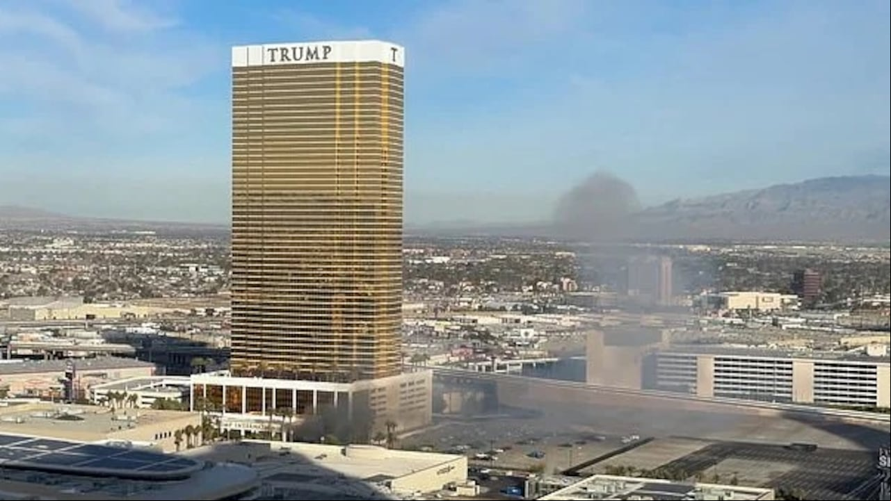 Explosión en cercanías del hotel de Donald Trump en Las Vegas.