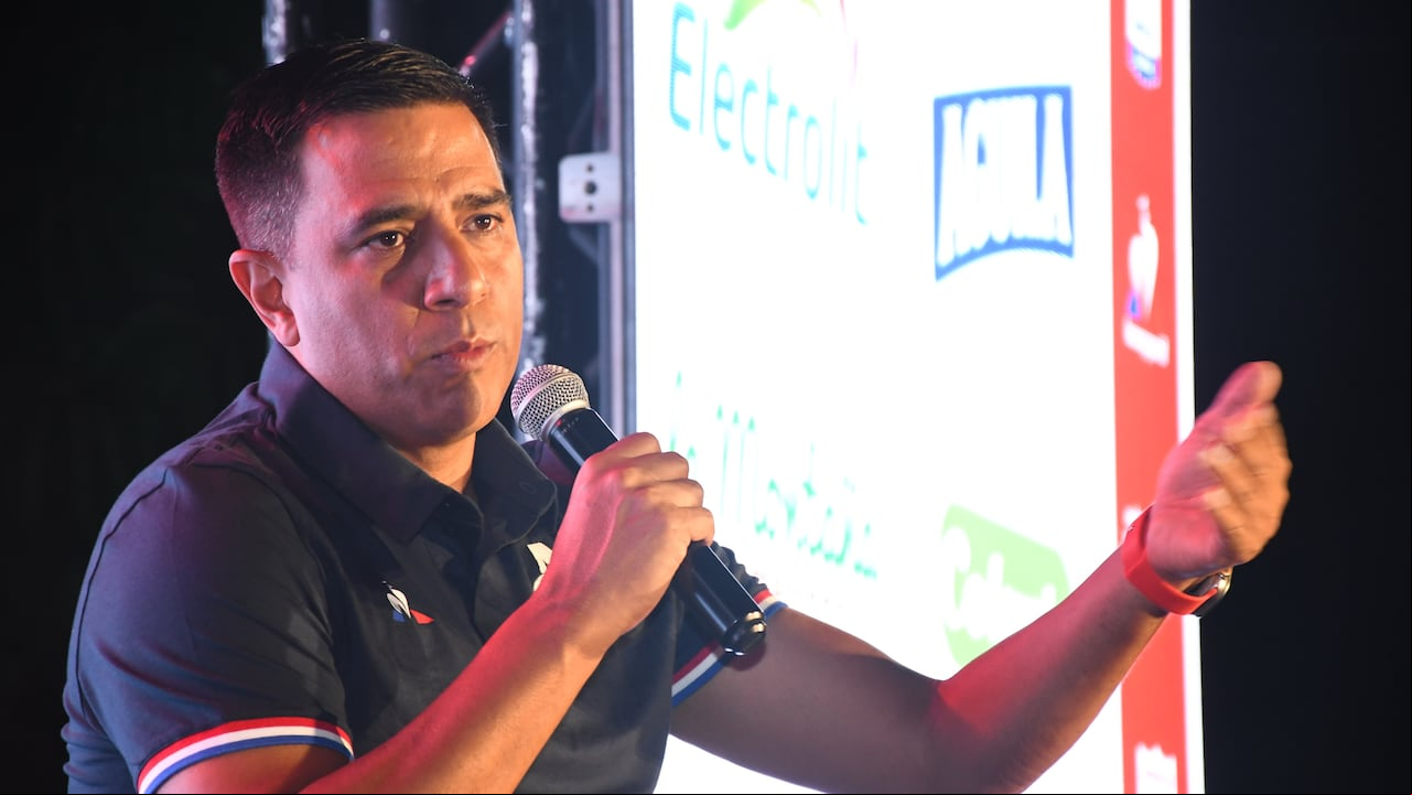 Cesar Farías, nuevo técnico del América de Cali