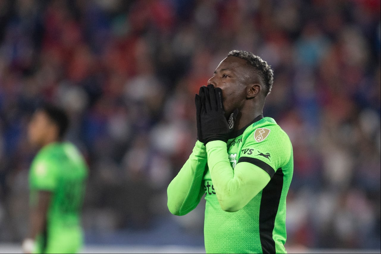 MONTEVIDEO, URUGUAY - MAY 28: Marino Hinestroza of Atletico Nacional reacts after during a Copa Libertadores group F match between Nacional and Atletico Nacional at Gran Parque Central on May 28, 2025 in Montevideo, Uruguay. (Photo by Ernesto Ryan/Getty Images)