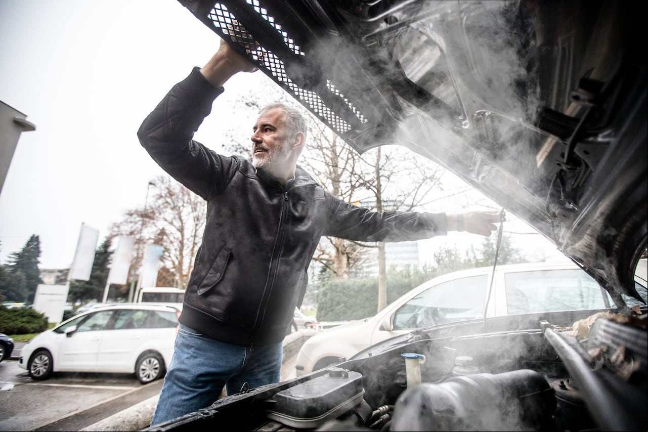 En caso de presentar sobrecalentamiento, es importante detener el carro lo más pronto posible.