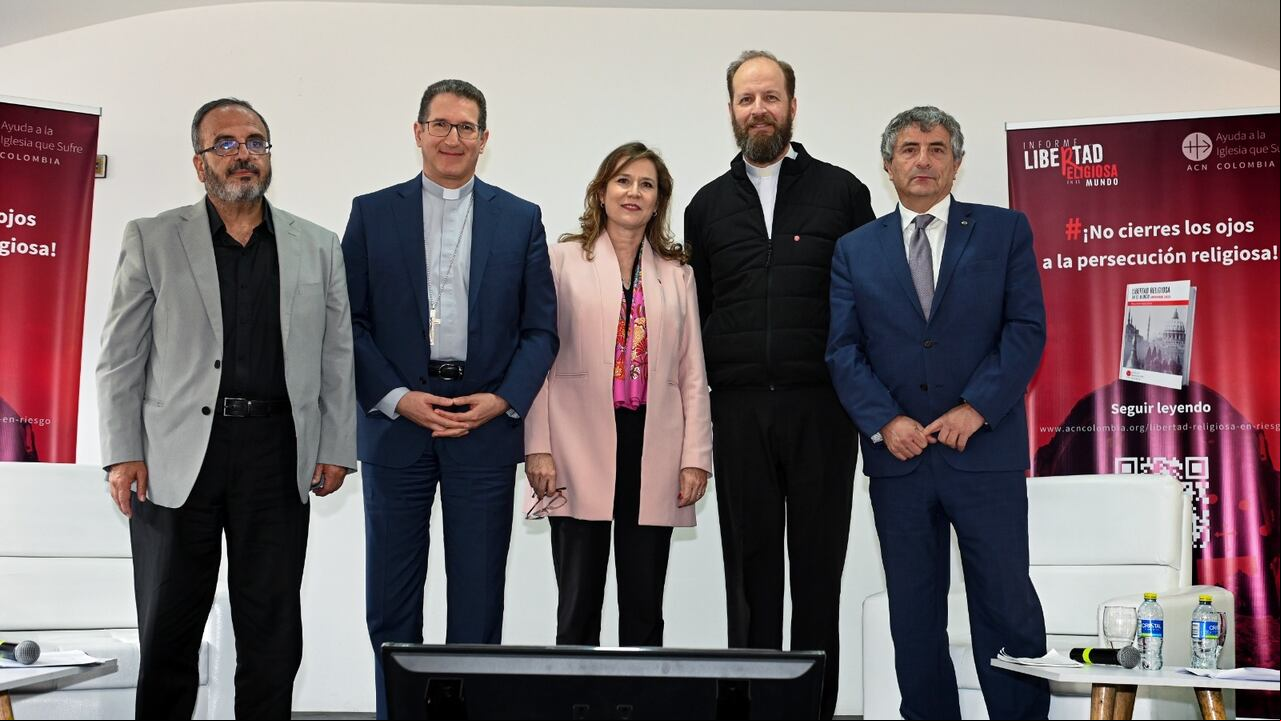 Este informe se presentó en Colombia y en más de diez países de tres continentes, a mediados de año, con celebraciones de actos en las cuales participaron personalidades como el secretario general de la Conferencia Episcopal colombiana.