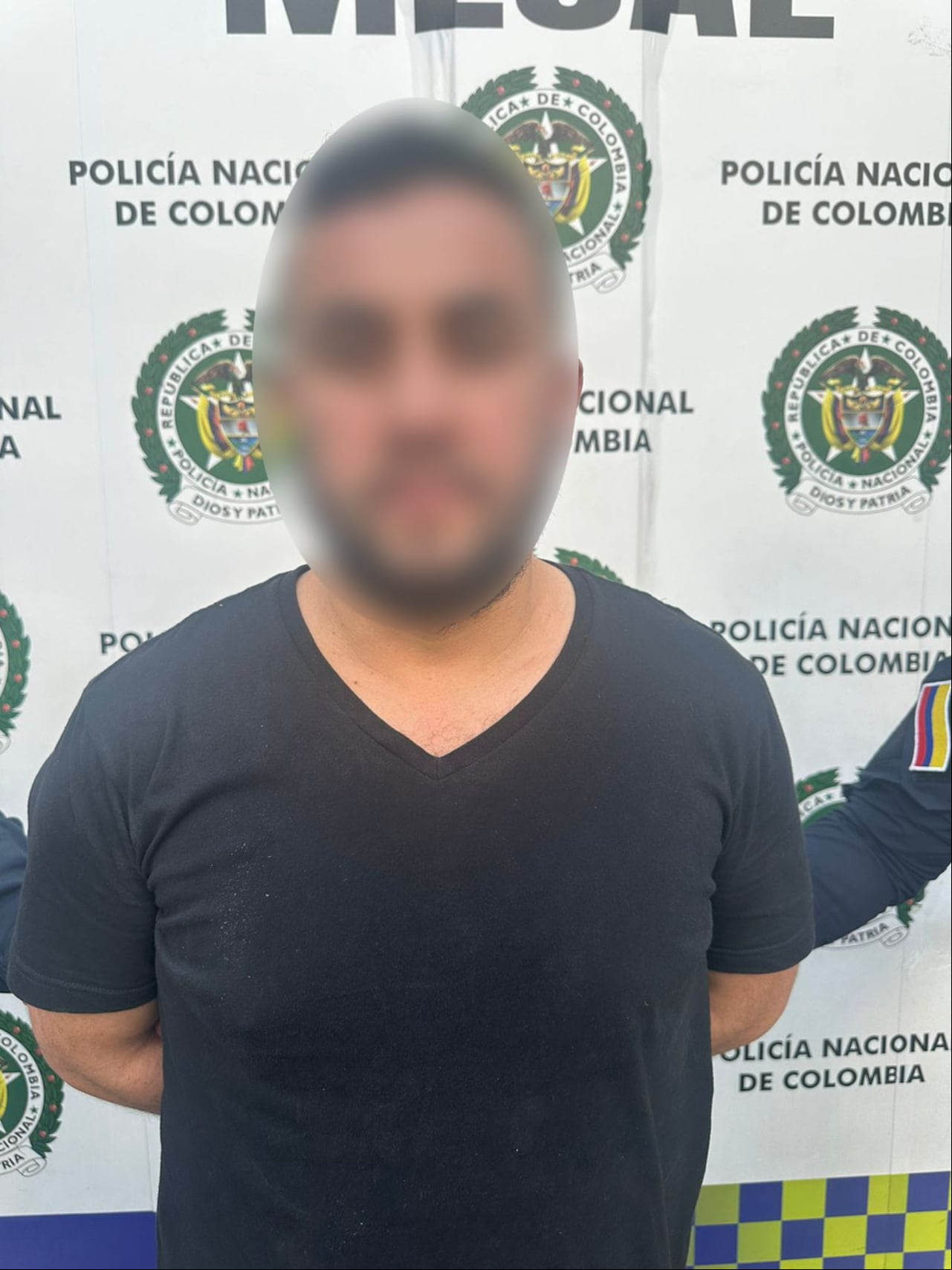 Chileno capturado en Cali por abusar de su hija en Chile.