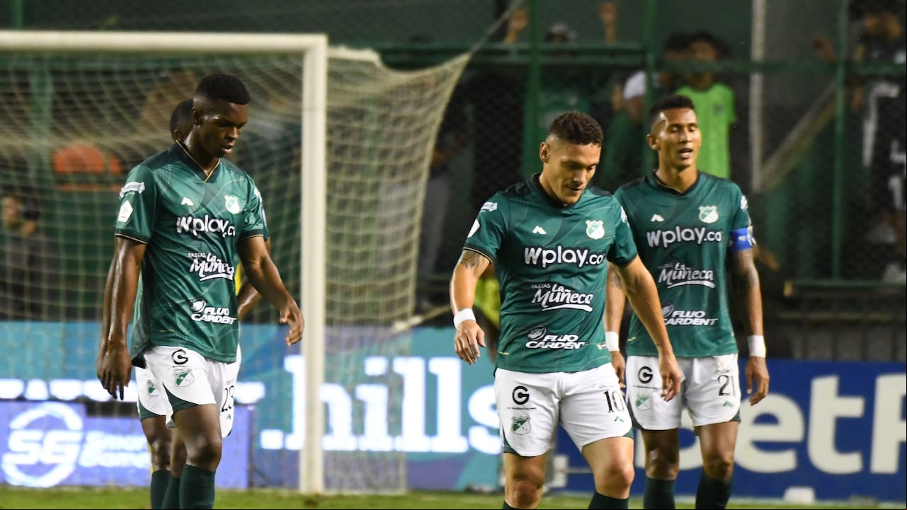 Fútbol: Dolorosa eliminación, Deportivo Cali 0 Independiente Santa Fe 2. Los azucareros quedaron fuera del octagonal de la Liga Betplay . Foto José L Guzmán