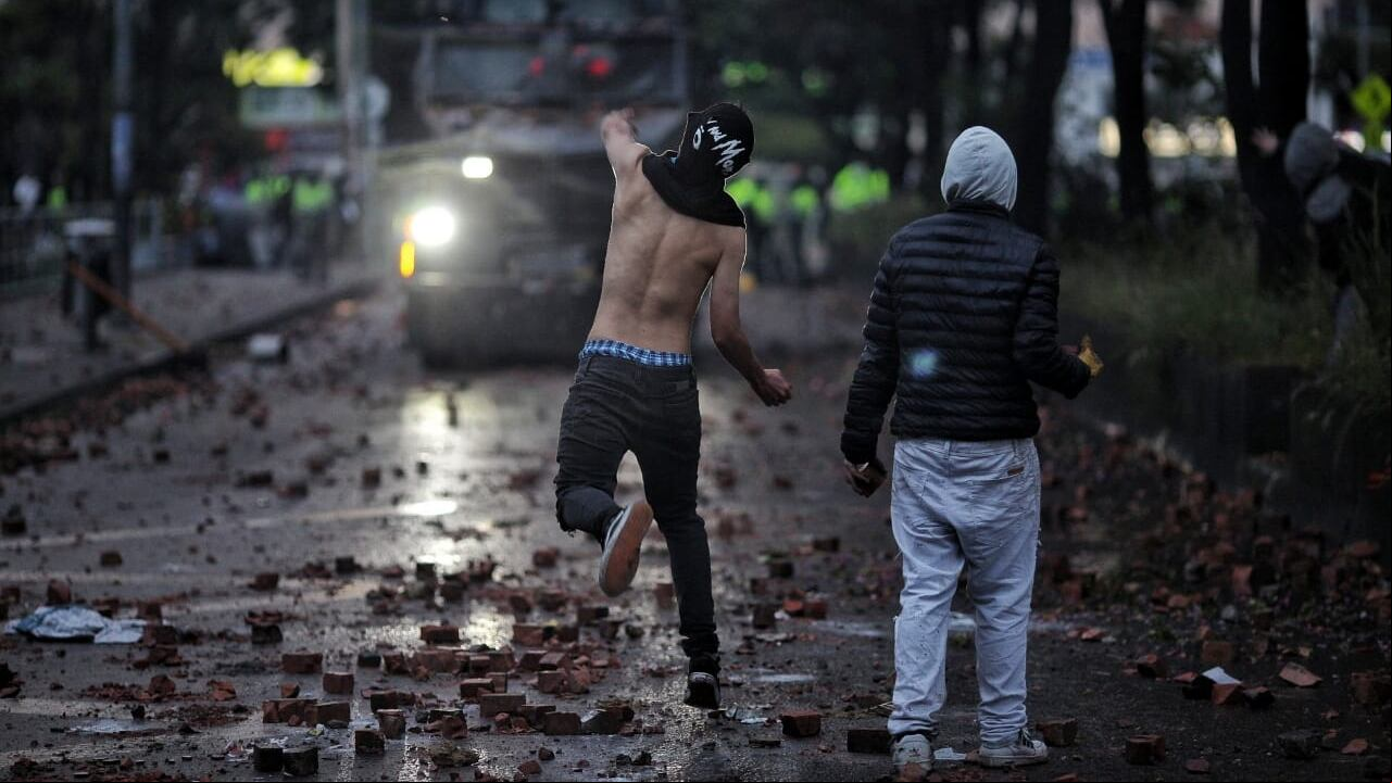 Paro Nacional toma de Bogotá calle 26 carrera 100 misak