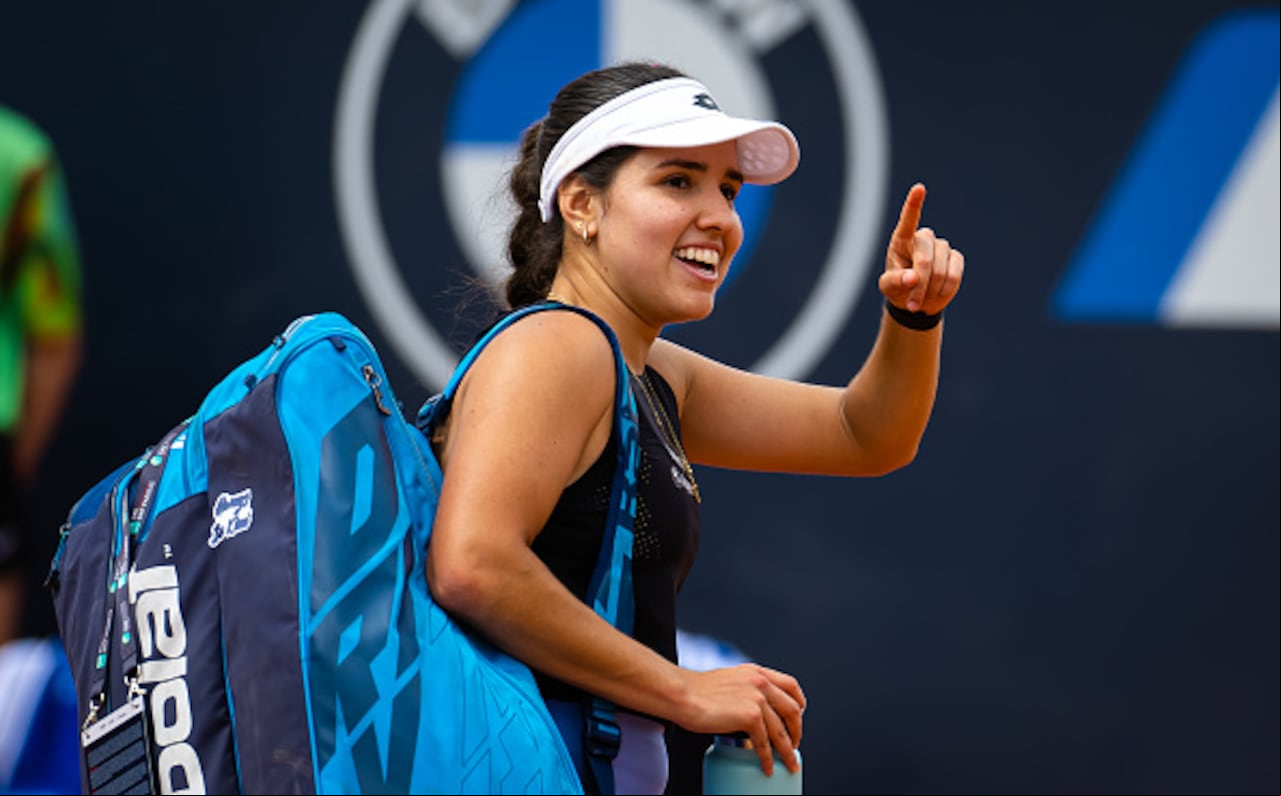 ROME, ITALY - MAY 15: Camila Osorio of Colombia walks off the court after losing to Beatriz Haddad Maia of Brazil in the fourth round on Day Eight of the Internazionali BNL D'Italia at Foro Italico on May 15, 2023 in Rome, Italy (Photo by Robert Prange/Getty Images)