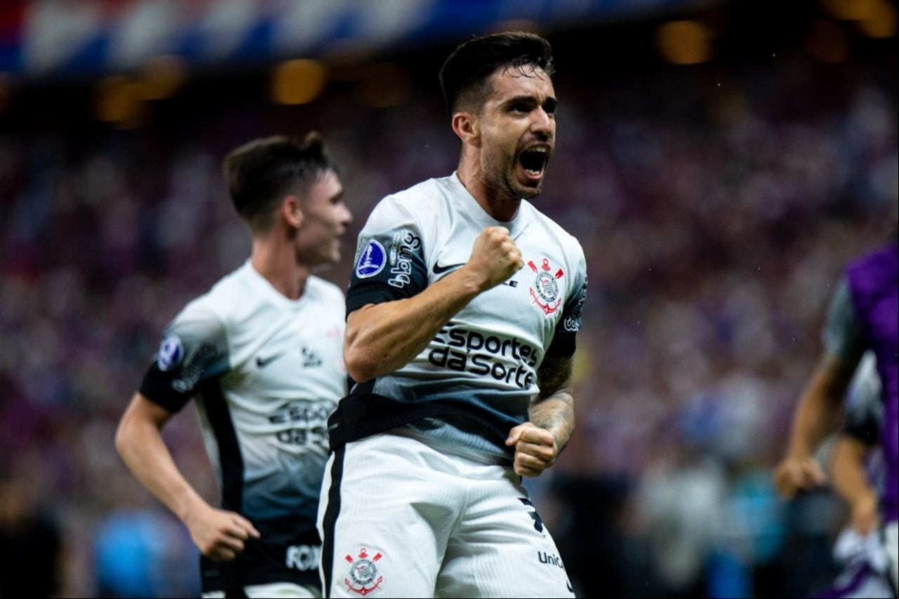 Corinthians venció a Fortaleza en los cuartos de final - ida de la Copa Sudamericana 2024.